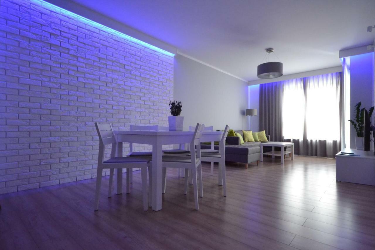 Apartmán Grand De Luxe Solna Kolobřeh Exteriér fotografie